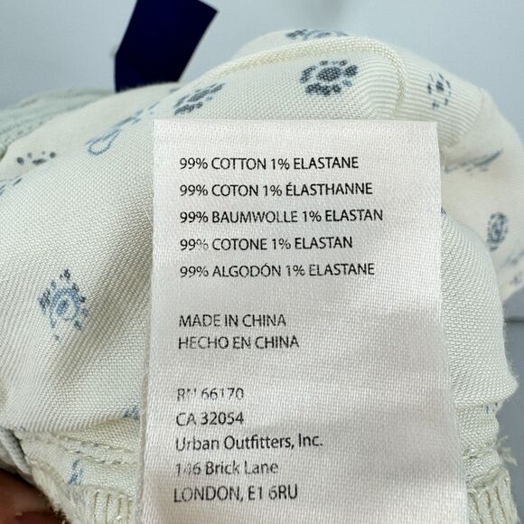 ANTHROPOLOGIE | PILCRO Light Acid Wash Distressed Slim Boyfriend Jeans Size 26 - Picture 11 of 11